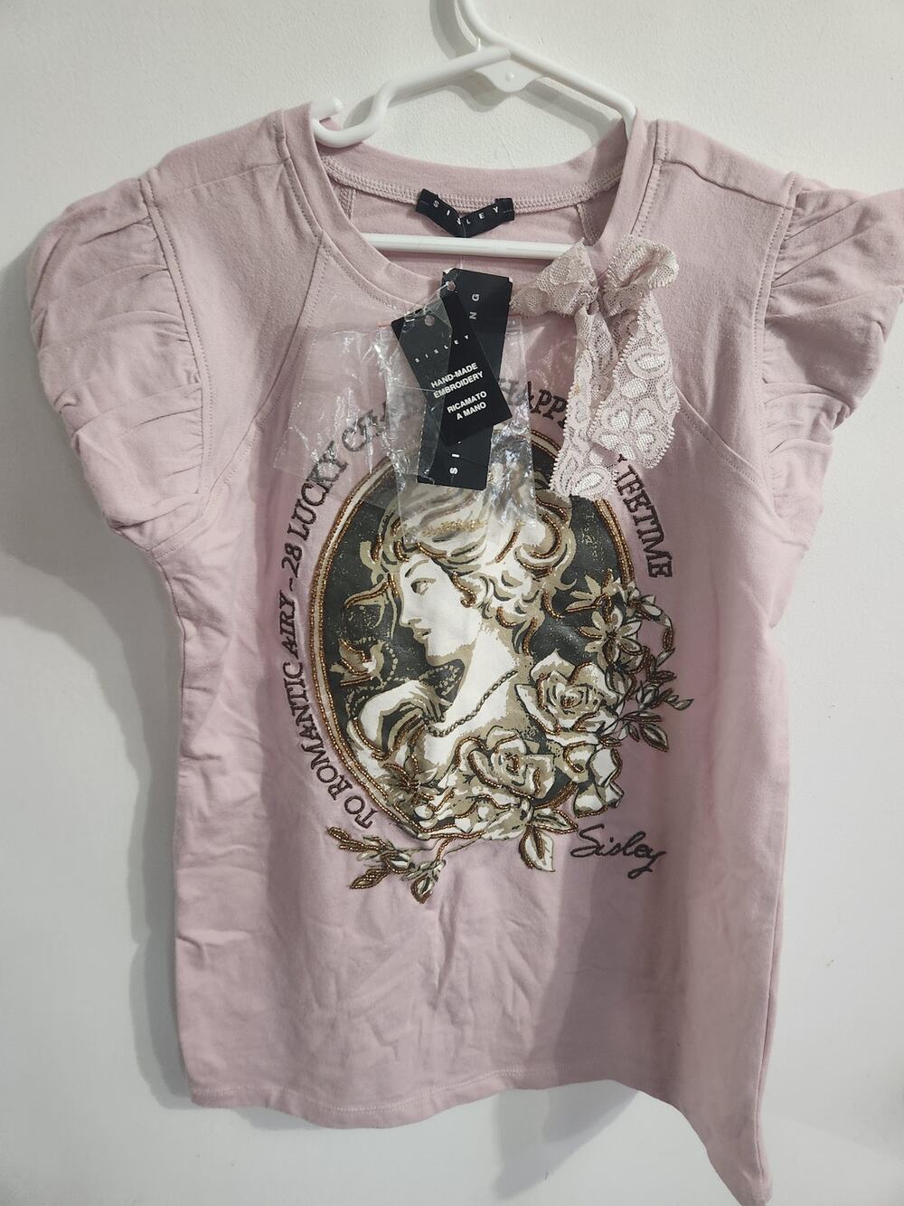Sisley young girls top  NwT handmade embroidery 11-12Y puff sleves